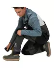 Simms ProDry Bib Carbon - yksityiskohta 1 - Bukser - 694264501252 - 4